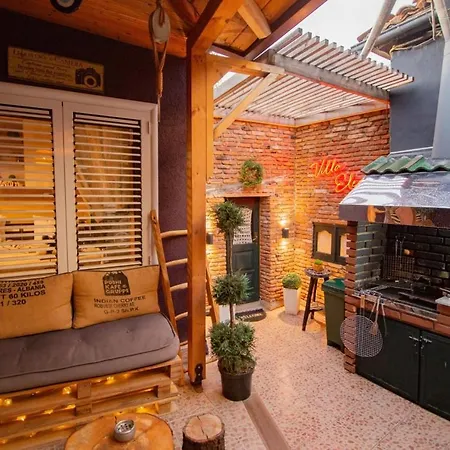 Elezi Villa *