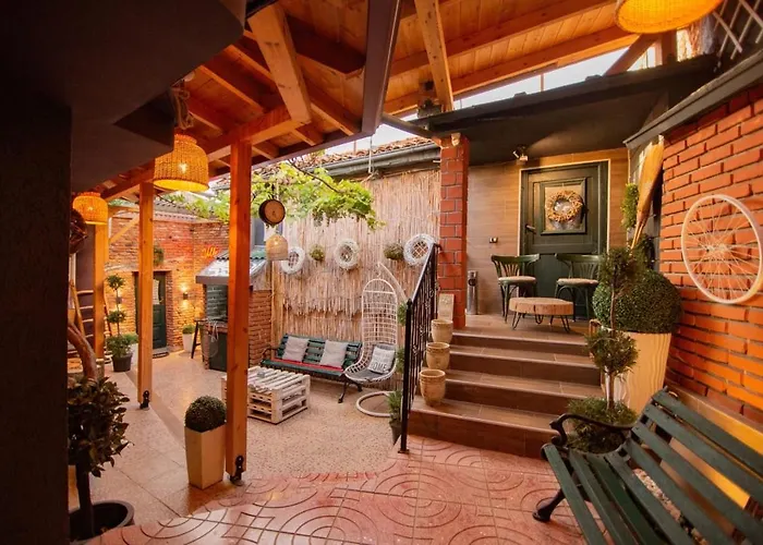 别墅 Elezi 科尔察