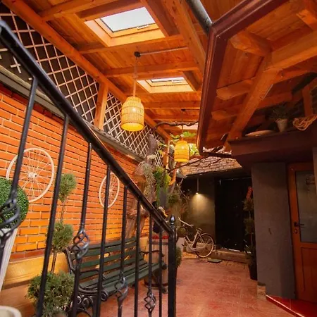 Elezi Korça